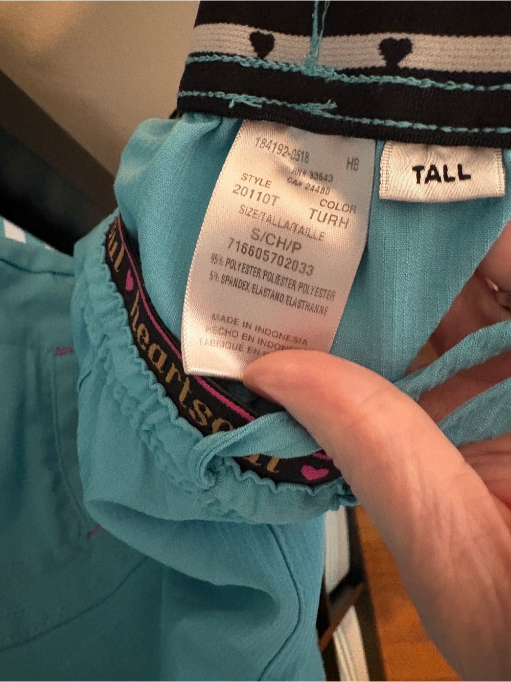 Women’s Light Blue V-Neck Scrub Top and Pants Set - Picture 3 of 3